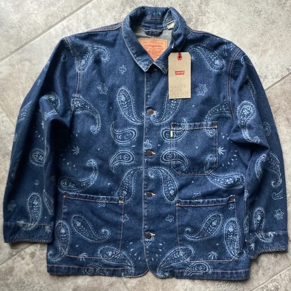 LEVI'S x SNOOP DOGG BLUE PAISLEY BANDANA Jean Jacket Size Medium Hip Hop Rap 90s - Picture 1 of 4